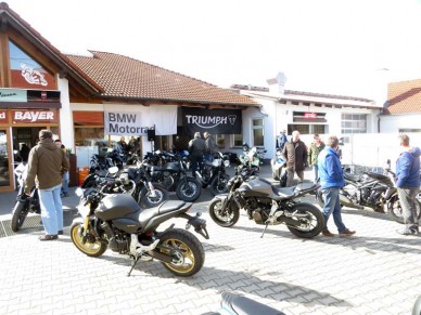 Motorradmesse Niederrieden bei Motorrad Bayer