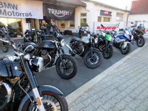 Motorradmesse Niederrieden bei Motorrad Bayer