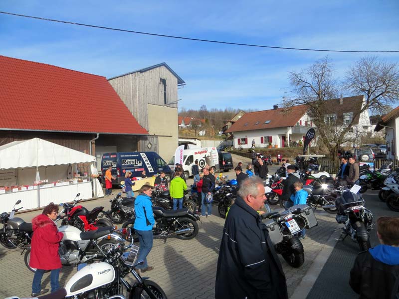 Motorradmesse Niederrieden bei Motorrad Bayer