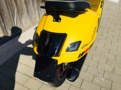 Vespa GTS 300 SUPERSPORT ABS/ASR E4 UMBAU v. h.